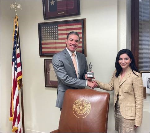 NFIB Assistant State Director Sarah Horn presents Rep. Meyer with the Guardian of Small Business award.